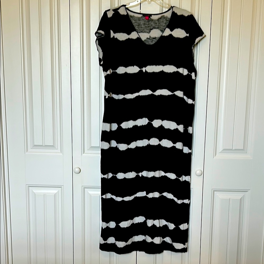 Vince Camuto Black and White Sheath Maxi Dress - Picture 1 of 4